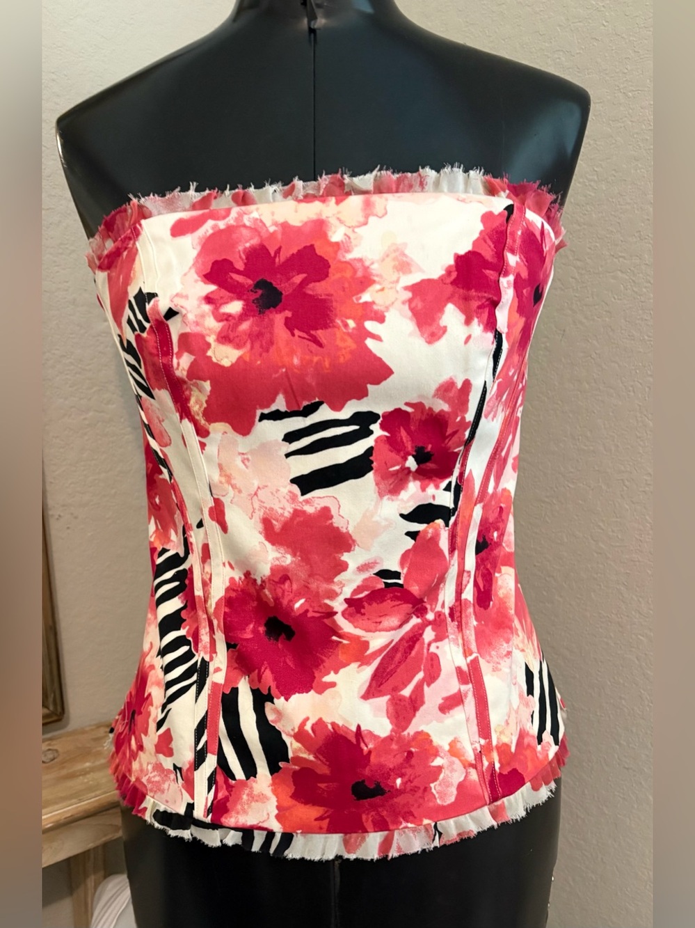 White House Black Market Strapless Floral Corset Bustier Top Size 4. - Picture 3 of 9